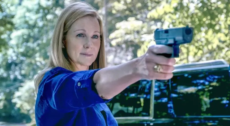 I Built This PrisonExcerpt: Ozark‘s Wendy Byrde Negotiates Her&nbsp;Compensation