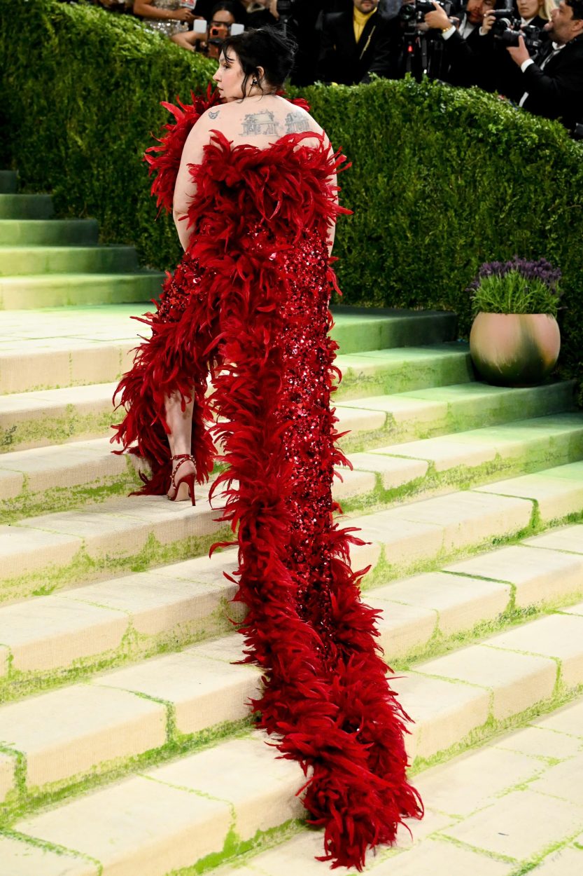 Lena Dunham Claims Fame Makes Her Sick… Plus a Few&nbsp;Numbers